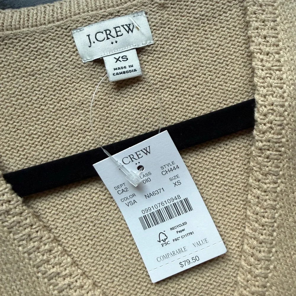 J.Crew NWT Oatmeal Sweater Vest Gold Crest Buttons V-Neck XS